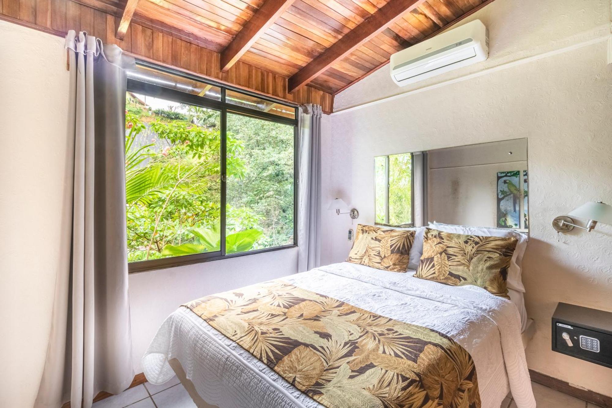 Boutique Hotel Las Cascadas 마누엘안토니오 객실 사진